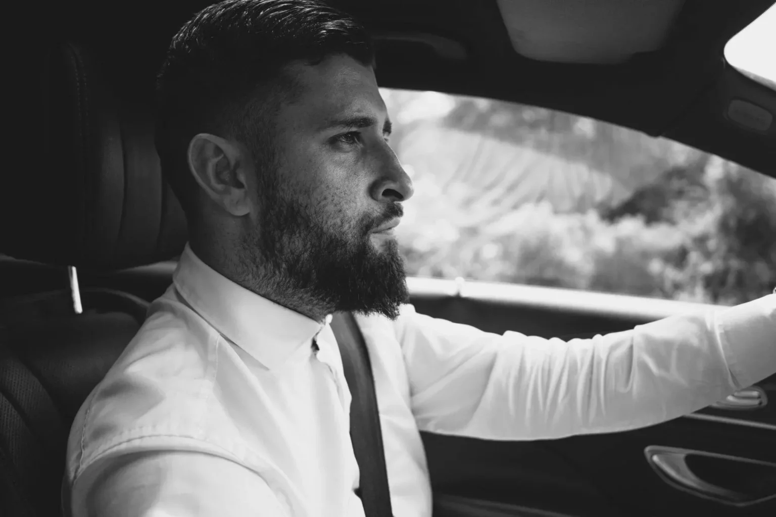 Angers-Chauffeur-prive-Chalonnes-sur-Loire-Nantes-Angers-Avrille-Beaucouze-ecouflant-Trelaze-Aeroport