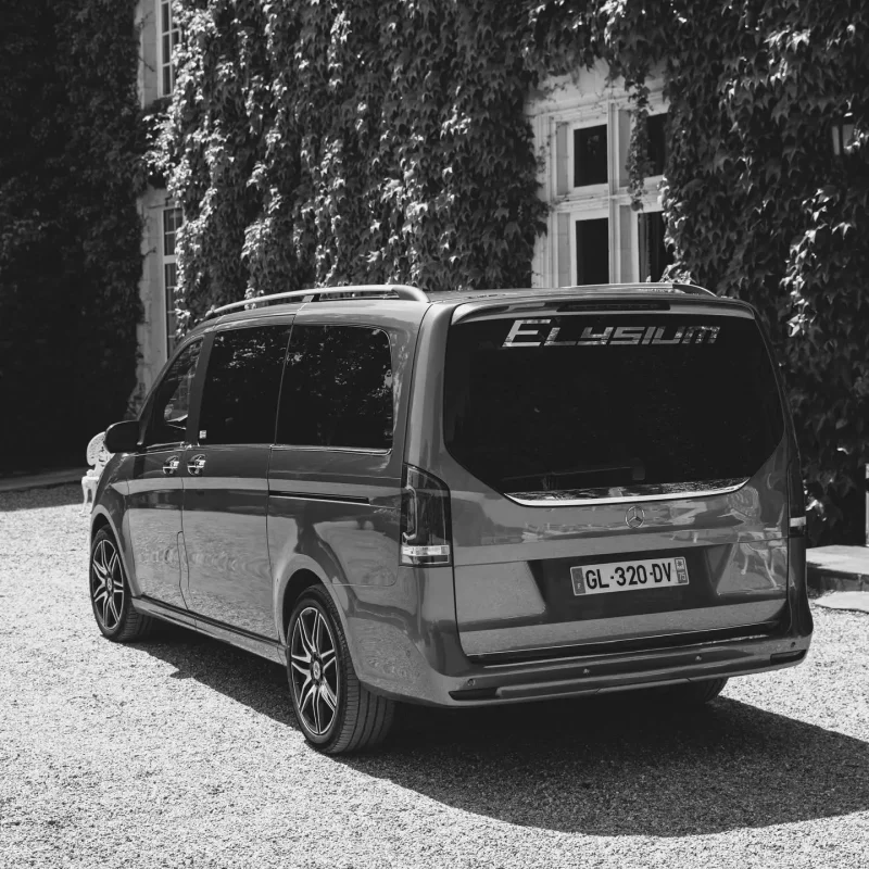 Angers Chauffeur prive Chalonnes-sur-Loire Nantes Angers-Avrille Beaucouze ecouflant Trelaze Aeroport VTC ANGERS PRESTIGE PRESTATION TAXI ANGERS CHAUFFEUR PRIVÉ PRIX ABORDABLE 24/24 7J7 SÉMINAIRE MARIAGE SOCIAL COSTUME HAUT DE GAMME UBER GROUPE CONFORT MIS À DISPOSITION CÉLÉBRITÉS STAR ACCOMPAGNEMENT ARTISTE DISCRET A L'ÉCOUTE CLIENT GARE AÉROPORT