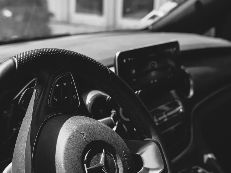 Angers-Chauffeur-prive-Chalonnes-sur-Loire-Nantes-Angers-Avrille-Beaucouze-ecouflant-Trelaze-Aeroport VTC ANGERS PRESTIGE PRESTATION TAXI ANGERS CHAUFFEUR PRIVÉ PRIX ABORDABLE 24/24 7J7 SÉMINAIRE MARIAGE SOCIAL COSTUME HAUT DE GAMME UBER GROUPE CONFORT MIS À DISPOSITION CÉLÉBRITÉS STAR ACCOMPAGNEMENT ARTISTE DISCRET A L'ÉCOUTE CLIENT GARE AÉROPORT